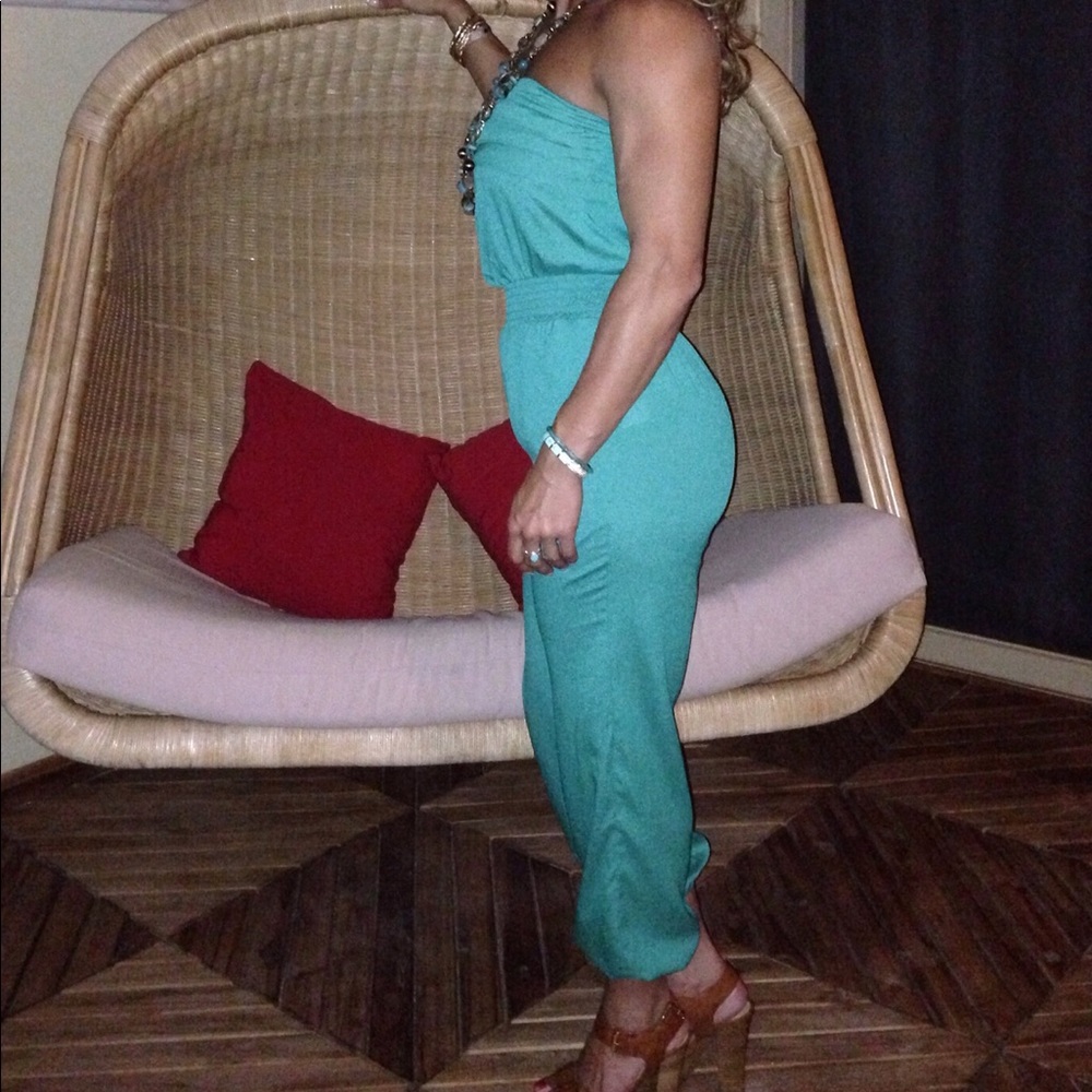 BEBE Romper